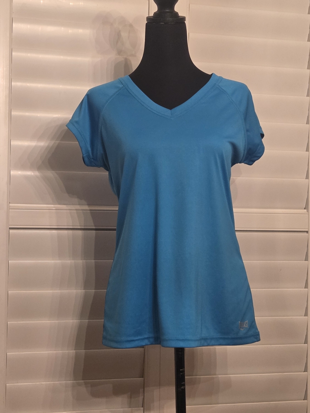 Everlast Sport Women’s Athletic V-Neck Top - Blue Size Medium